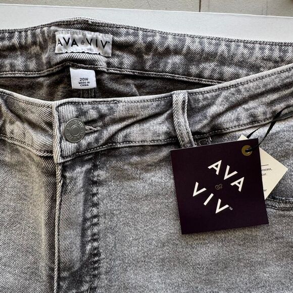NWT Ava & Viv Gray Acid Wash Denim Shorts. Sz 20W. Grunge. Edgy. Punk. Comfy - Picture 2 of 7